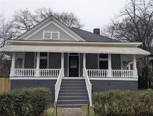 property at 194 Hendrix Ave SW