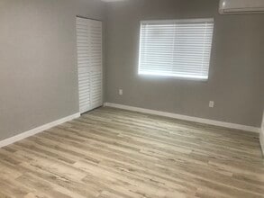 7880 Laurelridge Rd, Unit 7882 in San Diego, CA - Foto de edificio - Building Photo