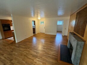 2285 Tyler St in Eugene, OR - Building Photo - Building Photo