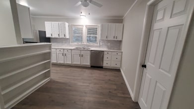 330 Fager Dr in Haysville, KS - Building Photo - Building Photo