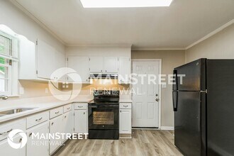 4545 Kinlock Dr in Durham, NC - Building Photo - Building Photo