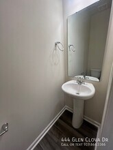 444 Glen Clova Dr in Raleigh, NC - Building Photo - Building Photo