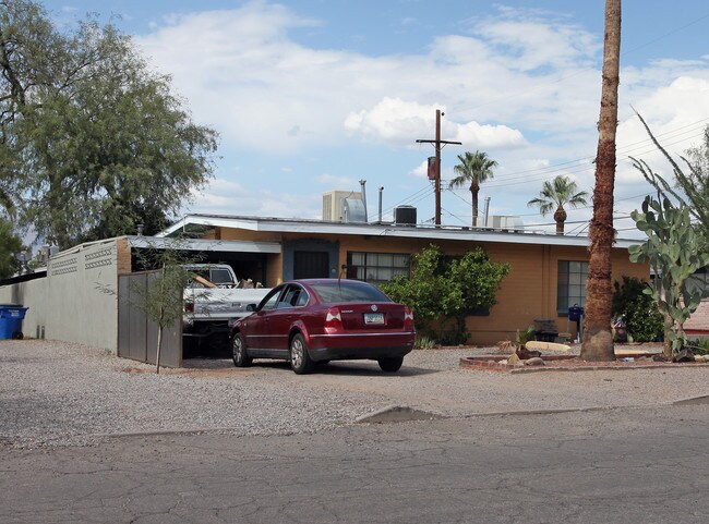 3721 E 4th St in Tucson, AZ - Building Photo - Building Photo