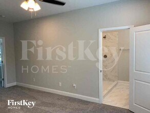 6816 Rio Grande Ln in Charlotte, NC - Building Photo - Building Photo
