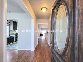 6916 E Peabody St in Long Beach, CA - Building Photo - Building Photo