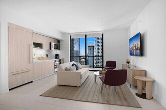 601 NE 1st Ave, Unit ID1227547P in Miami, FL - Building Photo - Building Photo