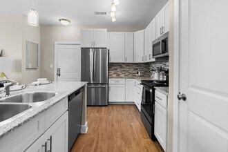 Addison Ridge Apartments in Fayetteville, NC - Building Photo - Building Photo