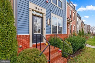 22653 Clarksburg Rd in Clarksburg, MD - Building Photo - Building Photo