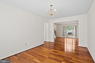 8024 Big Pool Rd in Laurel, MD - Building Photo - Building Photo