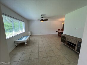 858 Rose Way in Naples, FL - Building Photo - Building Photo