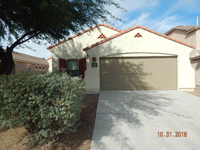 82 W Calle Sauco in Sahuarita, AZ - Building Photo - Building Photo