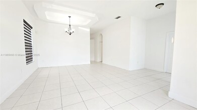 14941 SW 26th Terrace in Miami, FL - Building Photo - Building Photo