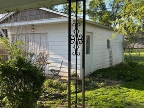 320 Rosslyn Ave in Columbus, OH - Building Photo - Building Photo