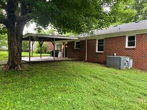 804 Spencer Ave in Gallatin, TN - Building Photo - Building Photo