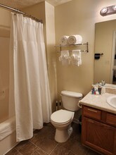 4468 Highwood Park Dr in Atlanta, GA - Building Photo - Building Photo