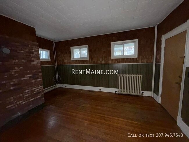 75 Ohio St in Bangor, ME - Building Photo - Building Photo