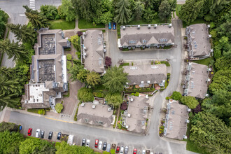 MOUNTAINSIDE VILLAGE in Burnaby, BC - Building Photo - Building Photo