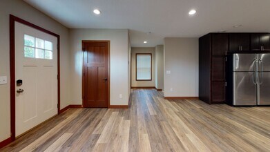 1509 Rollins Ave SE in Minneapolis, MN - Building Photo - Building Photo
