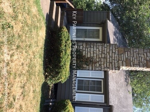 619 NE 42nd St in Kansas City, MO - Building Photo - Building Photo
