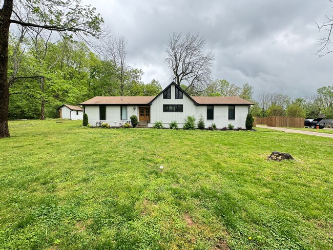 property at 523 Stonehenge Dr
