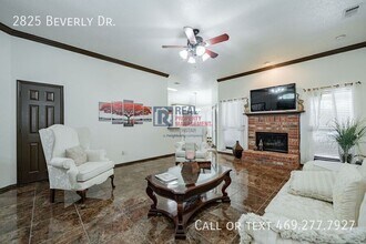 2825 Beverly Dr in Rockwall, TX - Building Photo - Building Photo