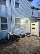 35 Woodruff St in Southington, CT - Building Photo