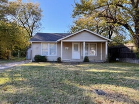 406 S 66th E Ave in Tulsa, OK - Building Photo