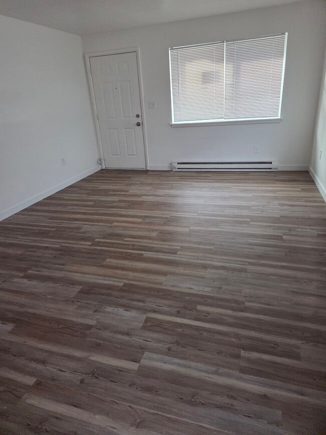 1112 McKinley Ave, Unit 1112 McKinley Ave unit A