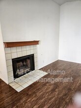 3443 Ridge Smoke in San Antonio, TX - Foto de edificio - Building Photo