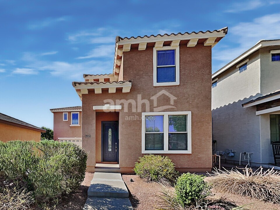3282 E Oakland St in Gilbert, AZ - Building Photo