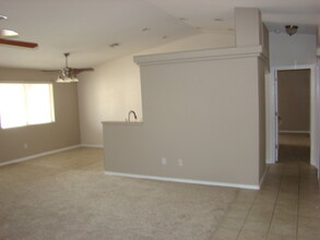 1450 N Lake Havasu Ave in Lake Havasu City, AZ - Building Photo - Building Photo