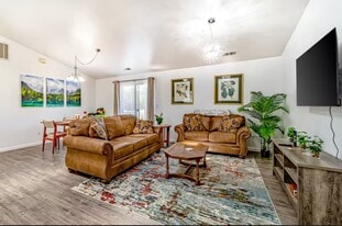 4190 Hillside Ct in Eureka, CA - Building Photo