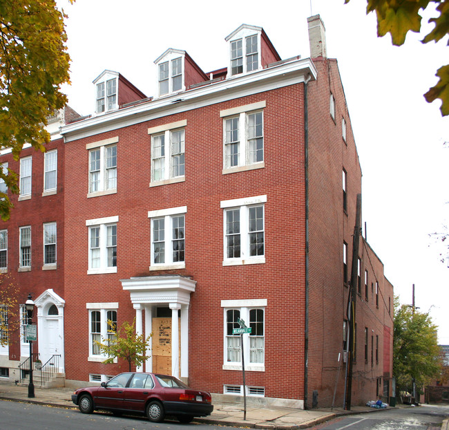 211 W Lanvale St in Baltimore, MD - Building Photo - Building Photo