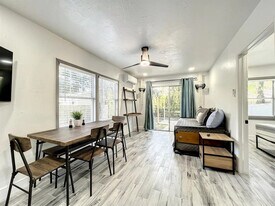 2317 Homeland St in Orlando, FL - Building Photo