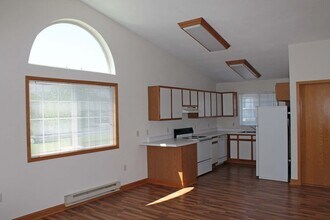 3516 Midvale Dr in Janesville, WI - Building Photo - Building Photo