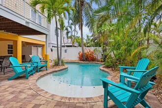 145 50th St, Unit SI ID1504767P in Holmes Beach, FL - Building Photo - Building Photo