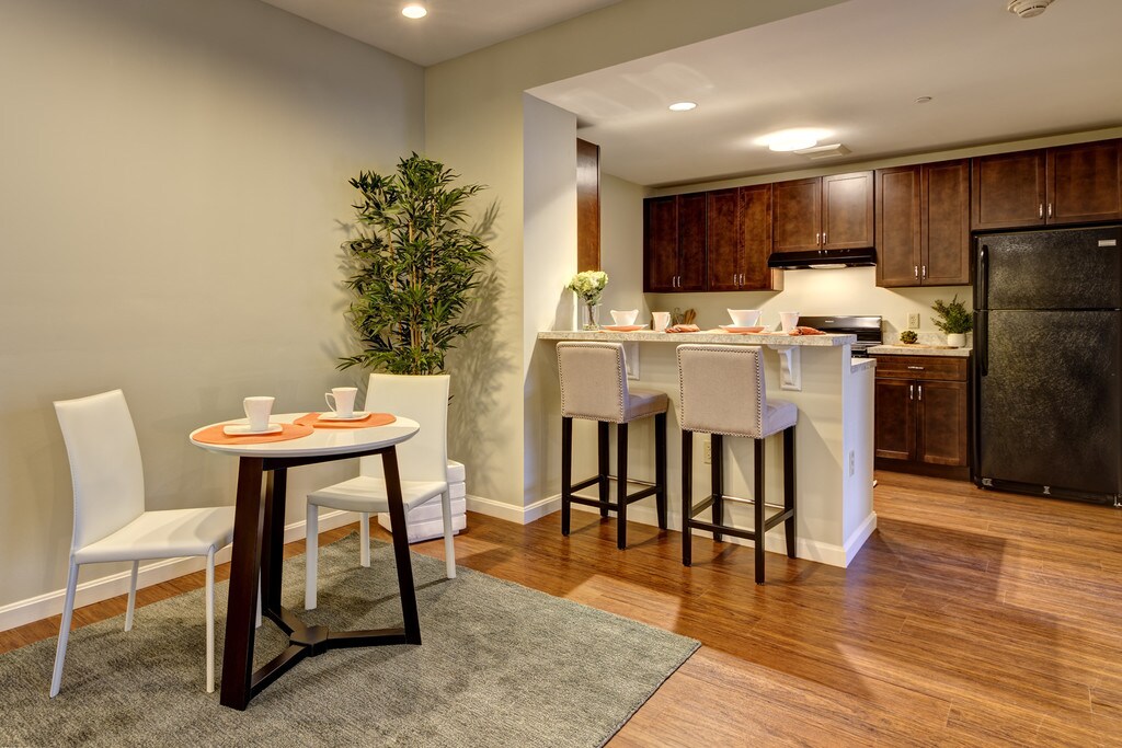 Barton Commons New Milford, CT Apartments