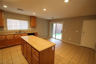 11157 Salinas Pueblo St in Las Vegas, NV - Building Photo - Building Photo