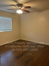 210 Norton St in Ukiah, CA - Building Photo - Building Photo