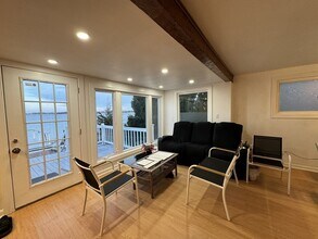 16 Homestead Ave in Quincy, MA - Building Photo - Building Photo