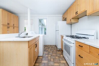 858 Worthington Ridge in Berlin, CT - Building Photo - Building Photo