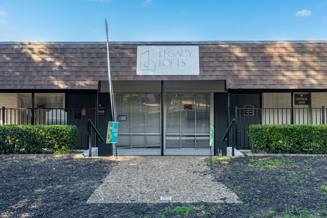 Legacy Lofts in Dallas, TX - Building Photo - Building Photo