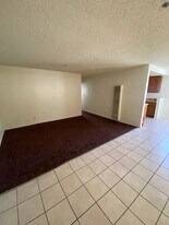 4063 W 130th St, Unit 4 in Hawthorne, CA - Building Photo