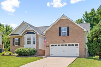 1542 Autumn Dr in Clarksville, TN - Building Photo - Building Photo