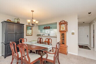 307 La Paloma Ln in Titusville, FL - Building Photo - Building Photo