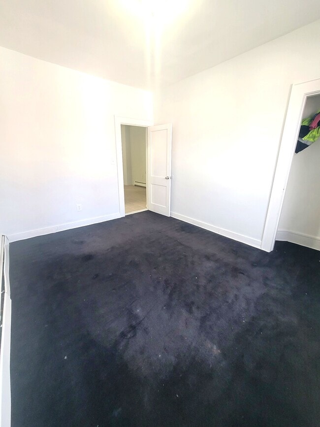 54 Lindsley Pl, Unit 1