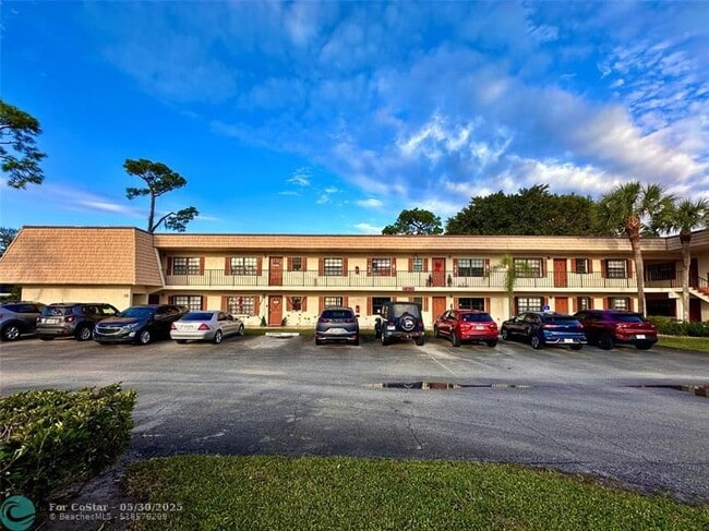 property at 4263 Oak Terrace Dr