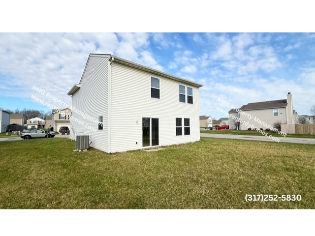 3305 Black Forest Ln in Indianapolis, IN - Building Photo - Building Photo