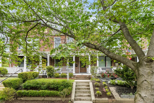 123 N Peyton St in Alexandria, VA - Building Photo - Building Photo