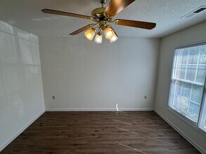 986 8th Ave NW in Hickory, NC - Building Photo - Building Photo